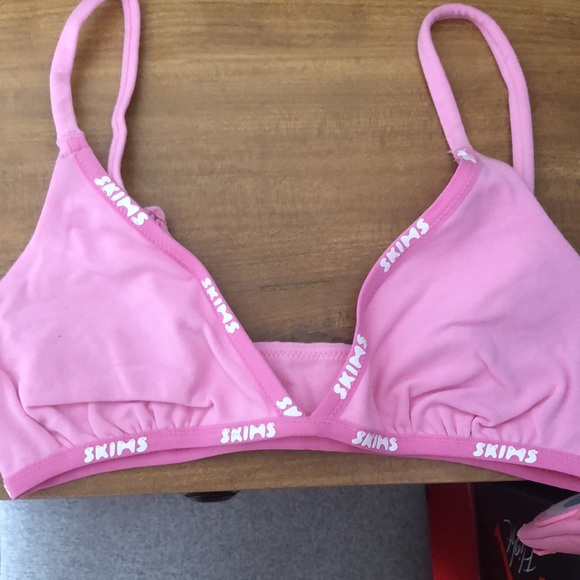 Skims Logo Bralette & Thong Bundle - Picture 11 of 13